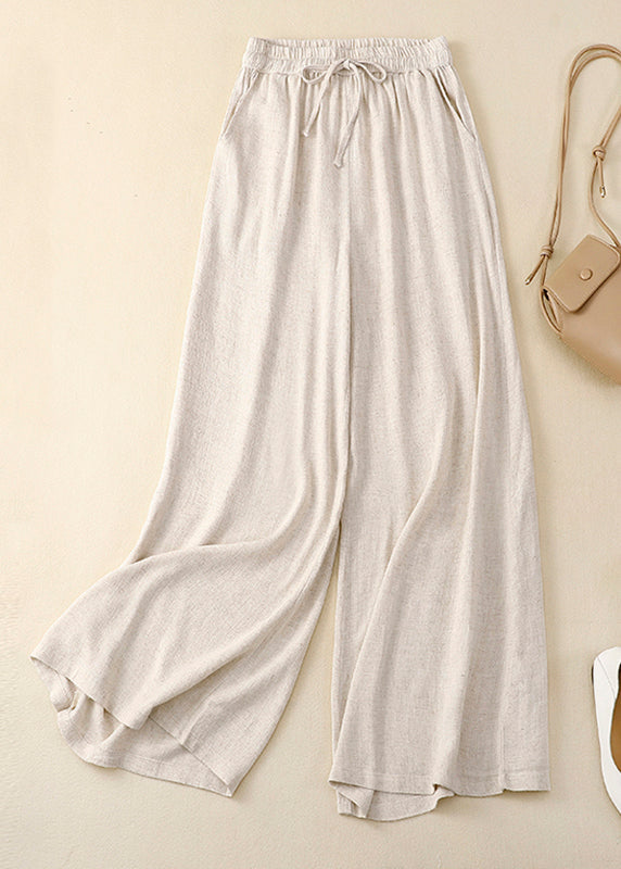 Effortlessly Elegant Pants with a Timeless Design