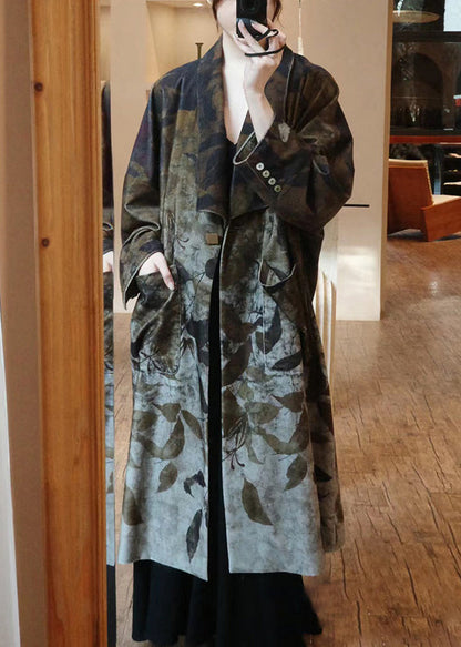Classic Vintage Coat with a Flattering Fit