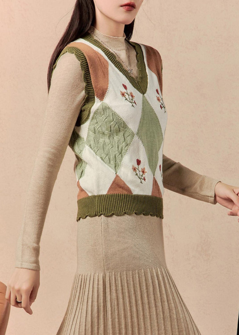 Beautifully Finished Garment in a Timeless Design