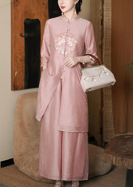 Gracefully Styled Garment for Any Occasion