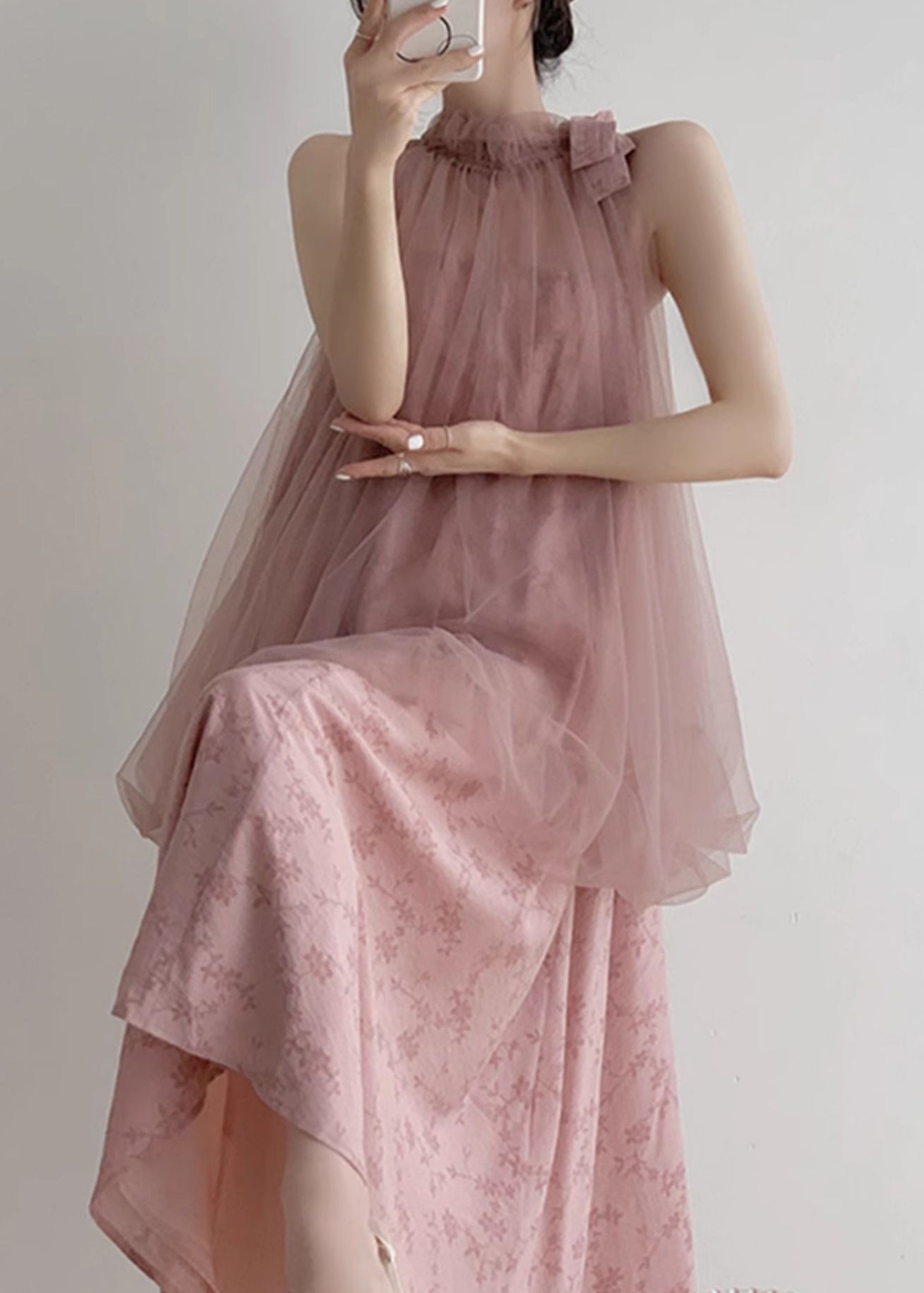 Classic Vintage Dress with a Flattering Fit