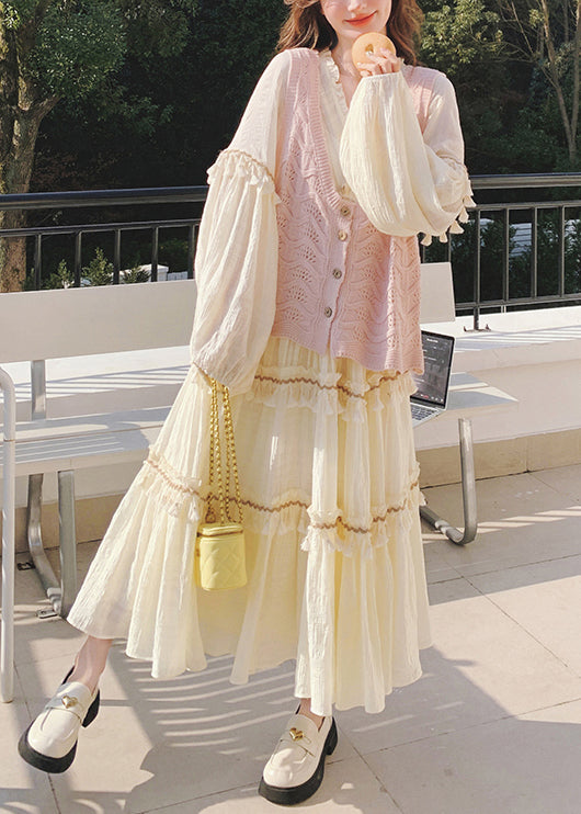 Beautifully Finished Dress in a Timeless Design