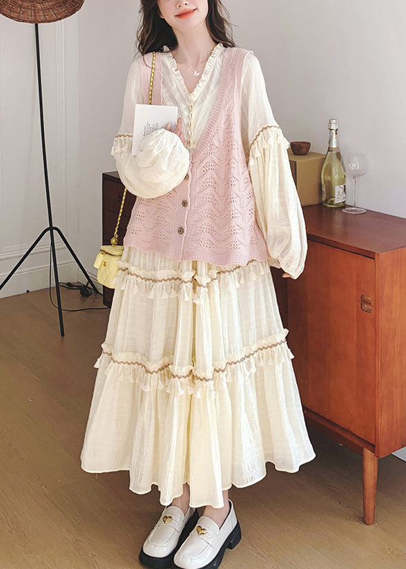 Beautifully Finished Dress in a Timeless Design