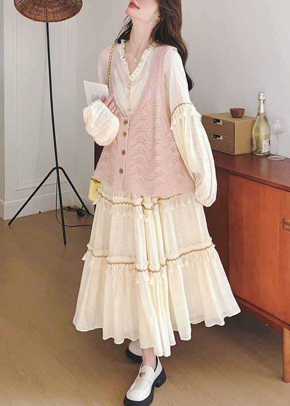 Beautifully Finished Dress in a Timeless Design