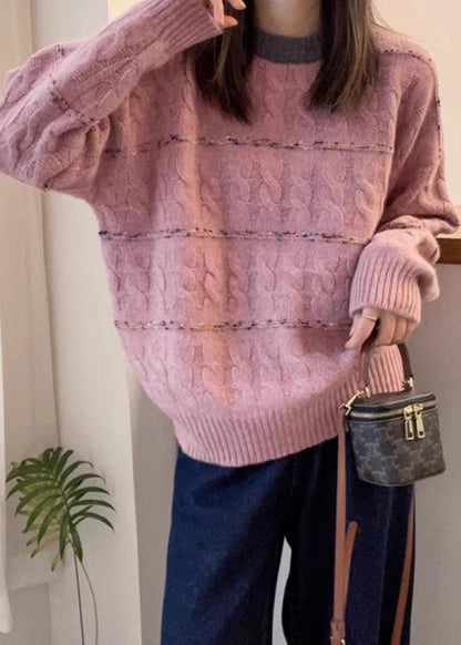 Effortlessly Elegant Sweater with a Timeless Design