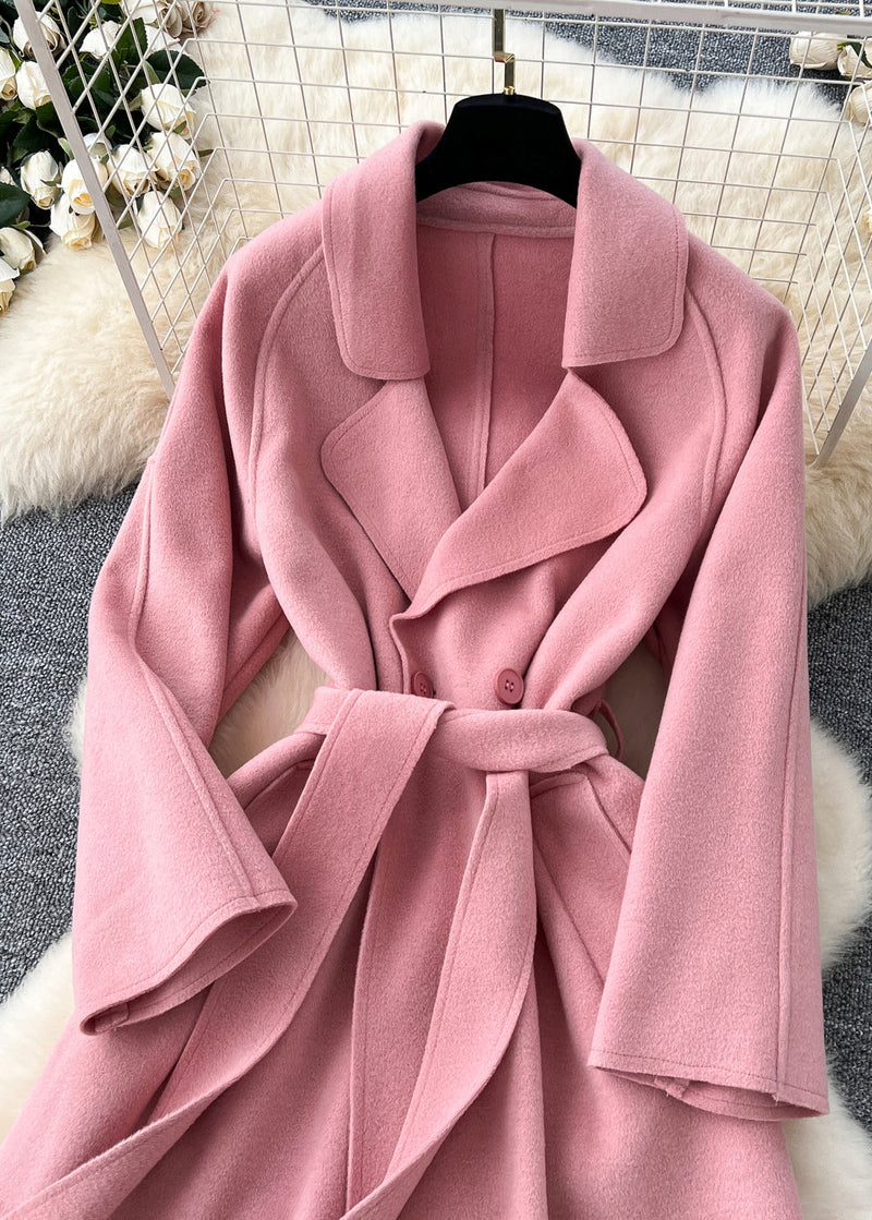Gracefully Styled Coat for Any Occasion
