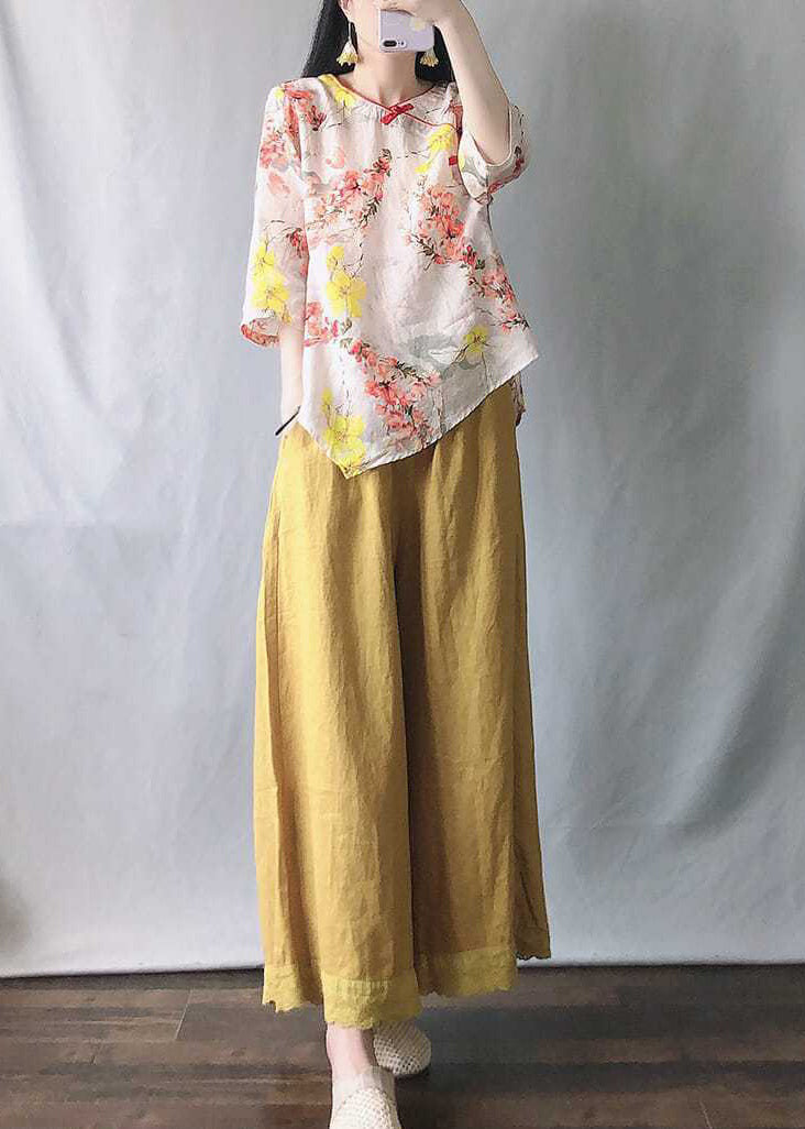 Effortlessly Elegant Pants with a Timeless Design