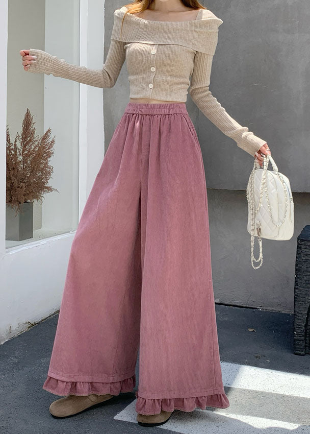 Effortlessly Elegant Pants with a Timeless Design