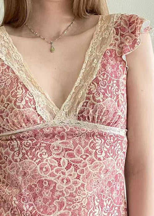 A Vintage Style Top with Delicate Timeless Details
