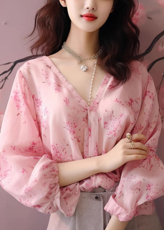 Classic Vintage Shirt with a Flattering Fit