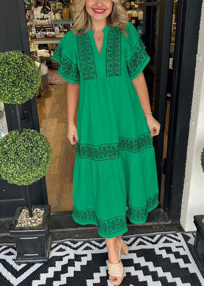 Classic Vintage & Enduringly Stylish Dress