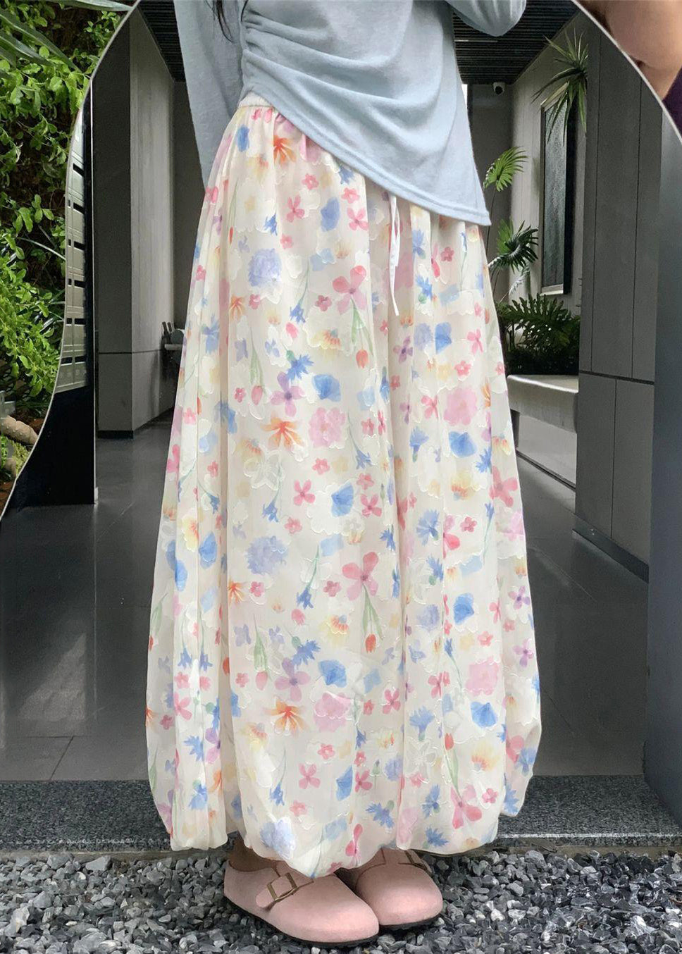 Gracefully Styled Pants for Any Occasion