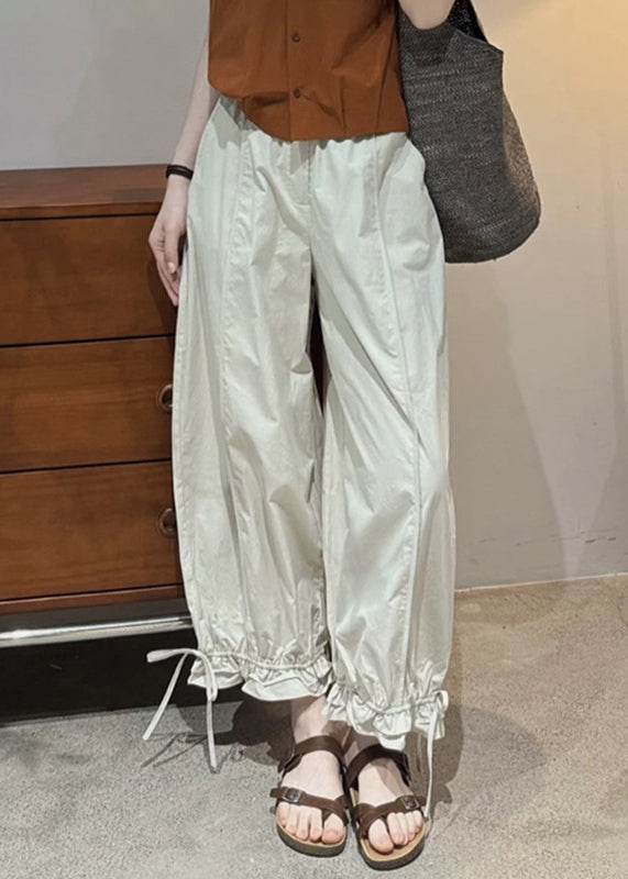Polished Trousers with an Effortless Classic Look