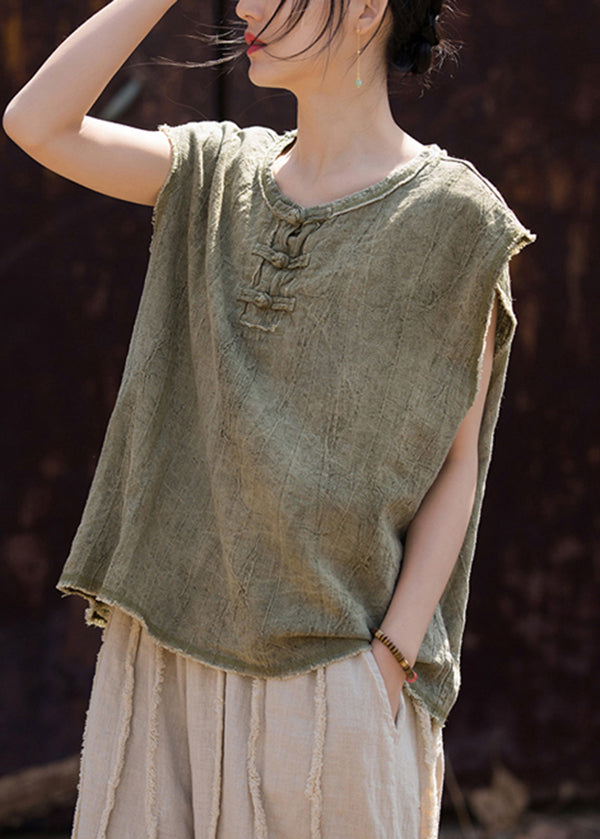 Effortlessly Elegant Top with a Timeless Design