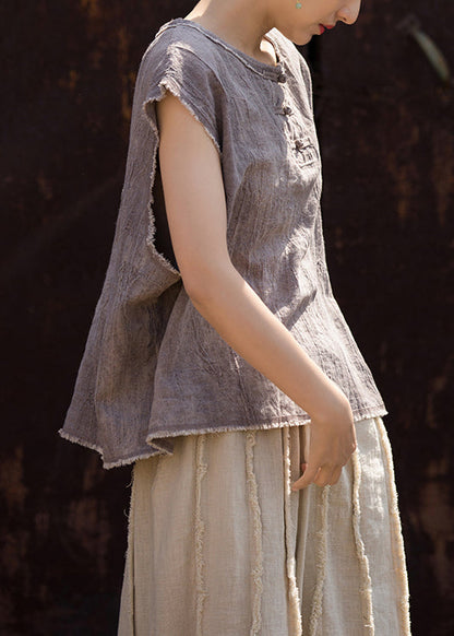 Effortlessly Elegant Top with a Timeless Design