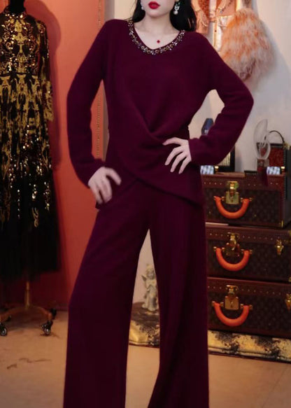 Well Tailored Sweater with a Graceful Silhouette