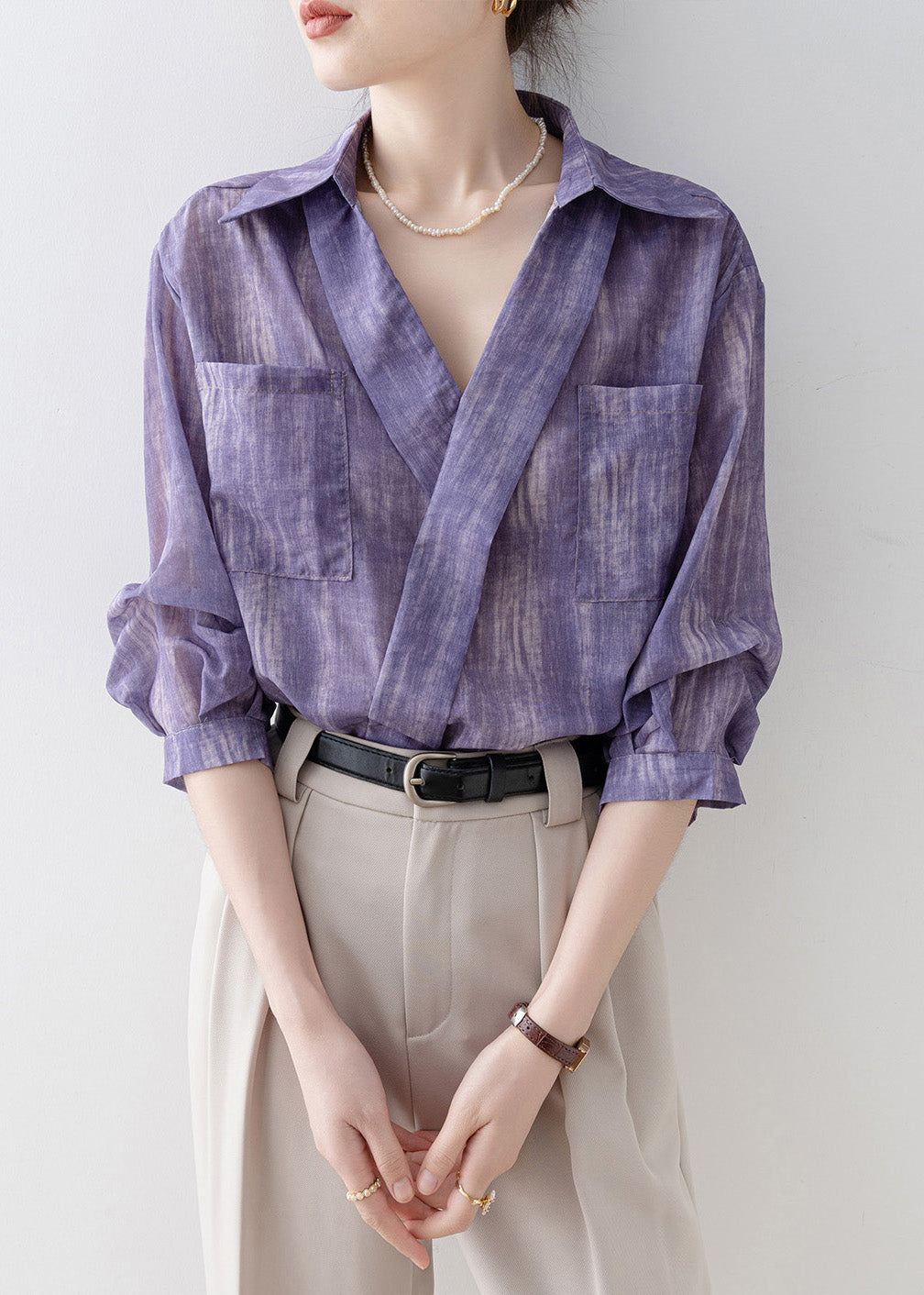 Classic Vintage Shirt with a Flattering Fit