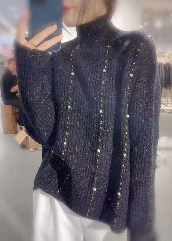 Beautifully Finished Sweater in a Timeless Design