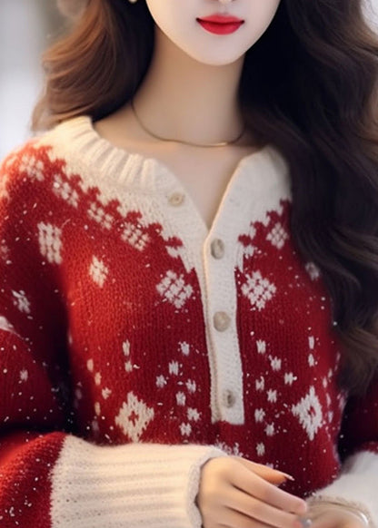 Effortlessly Elegant Sweater with a Timeless Design