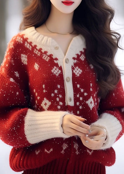 Effortlessly Elegant Sweater with a Timeless Design