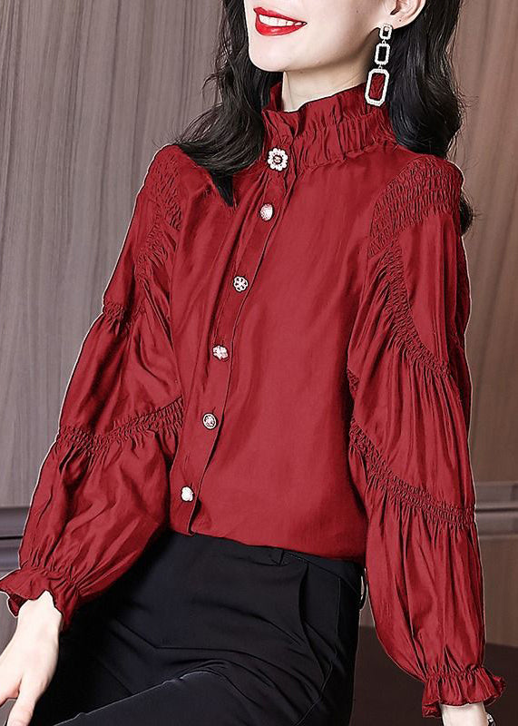 Classic Vintage Blouse with a Flattering Fit