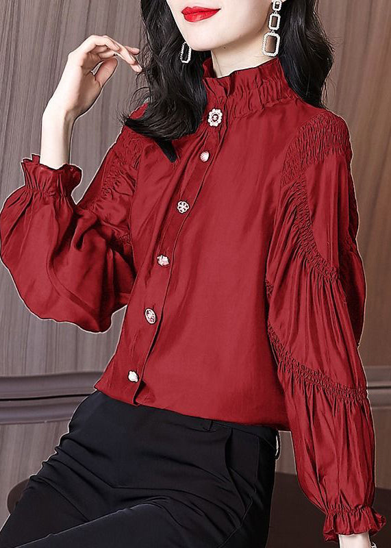 Classic Vintage Blouse with a Flattering Fit