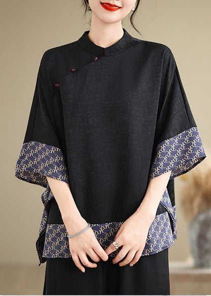 Classic Vintage Top with a Flattering Fit