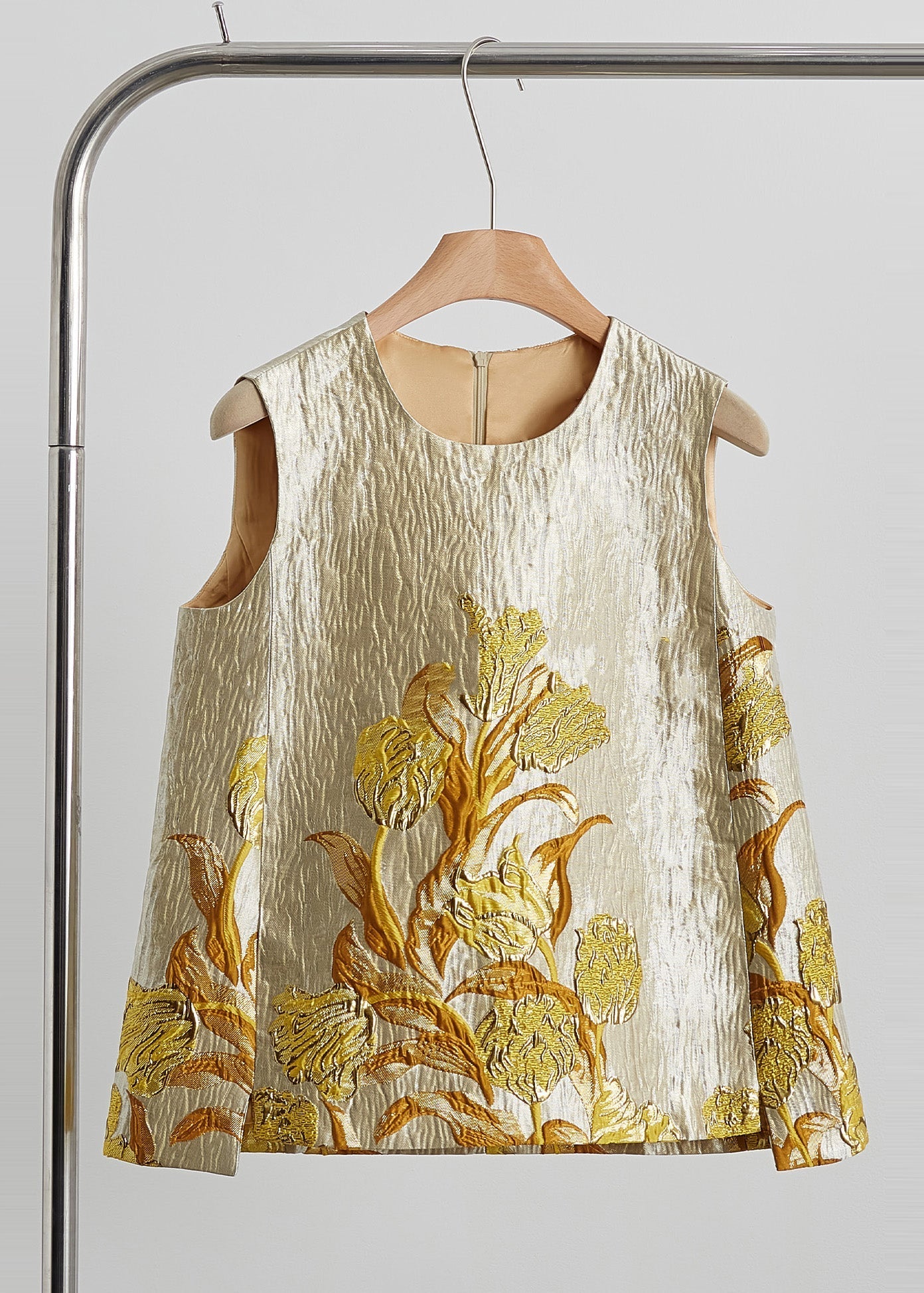 Beautifully Finished Garment in a Timeless Design