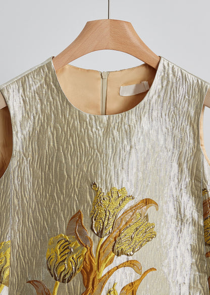 Beautifully Finished Garment in a Timeless Design