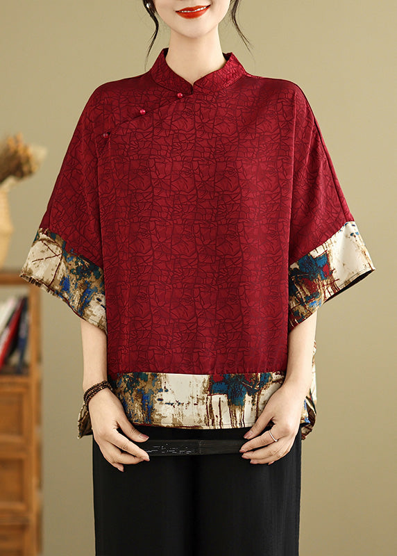 Effortlessly Elegant Top with a Timeless Design