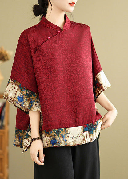 Effortlessly Elegant Top with a Timeless Design