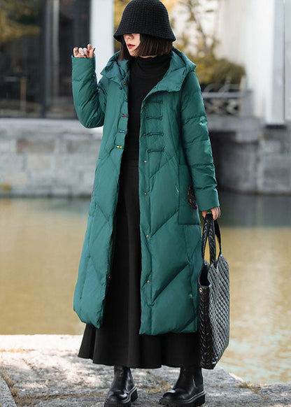Beautifully Finished Coat in a Timeless Design