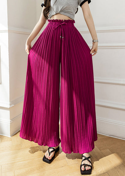 Well Tailored Pants with a Graceful Silhouette