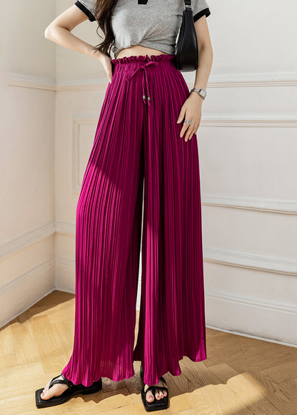 Well Tailored Pants with a Graceful Silhouette
