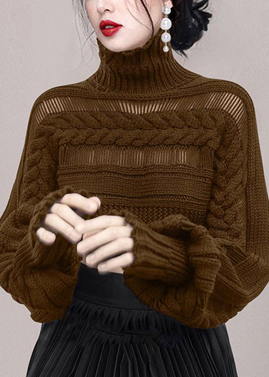 Well Tailored Sweater with a Graceful Silhouette