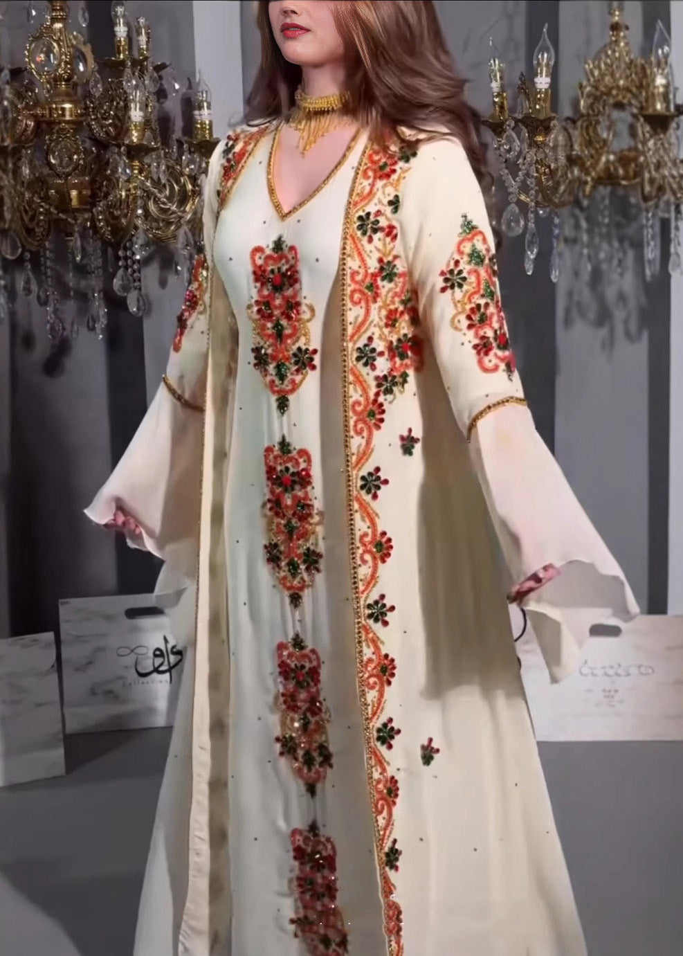 Effortlessly Elegant Dress with a Timeless Design