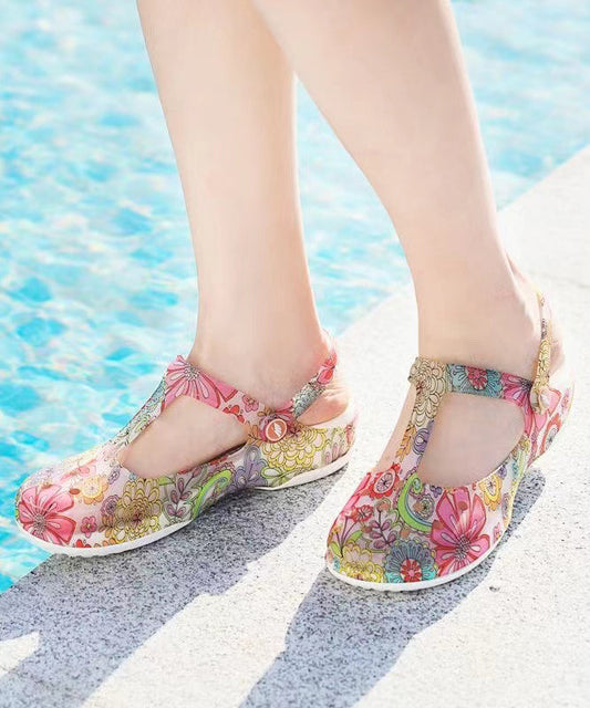 Graceful Orthopedic Sandals for Modern Look
