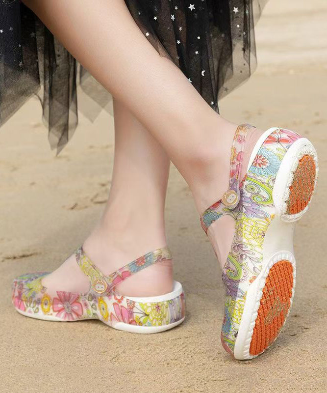 Graceful Orthopedic Sandals for Modern Look