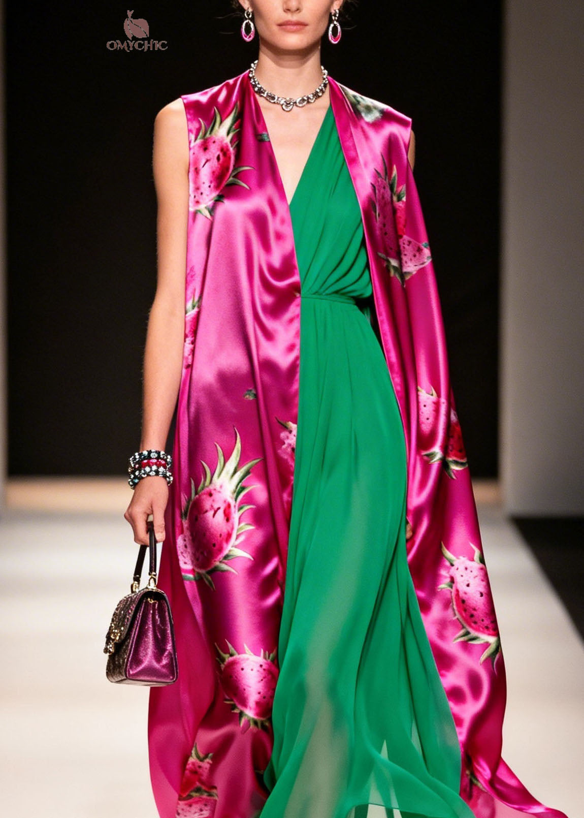 Well Tailored Cardigan with a Graceful Silhouette