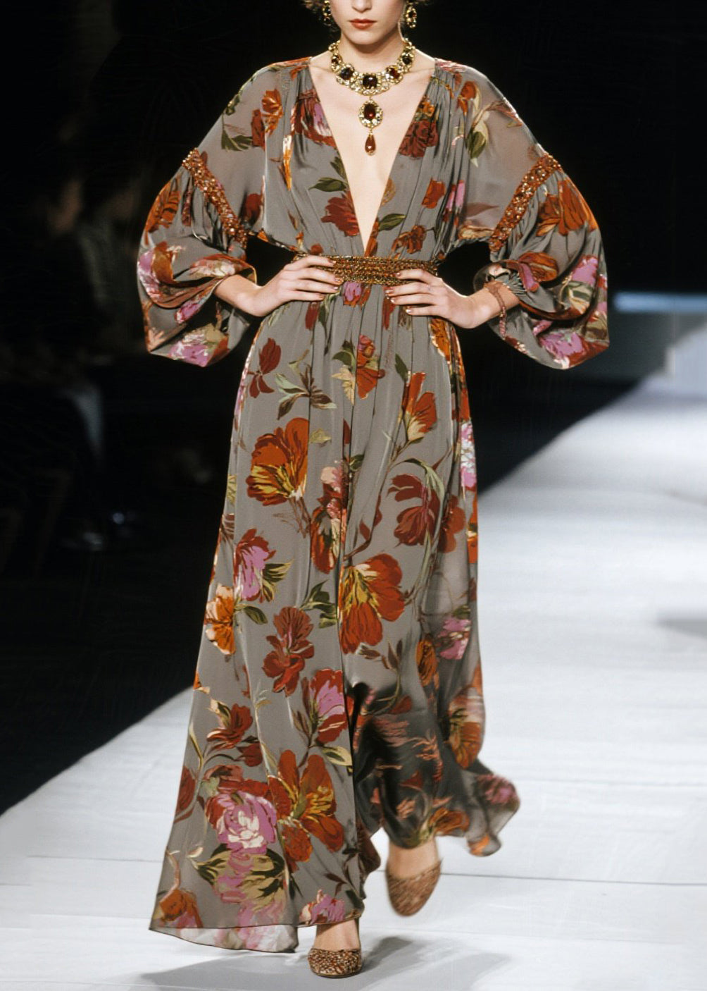 Classic Vintage & Enduringly Stylish Dress