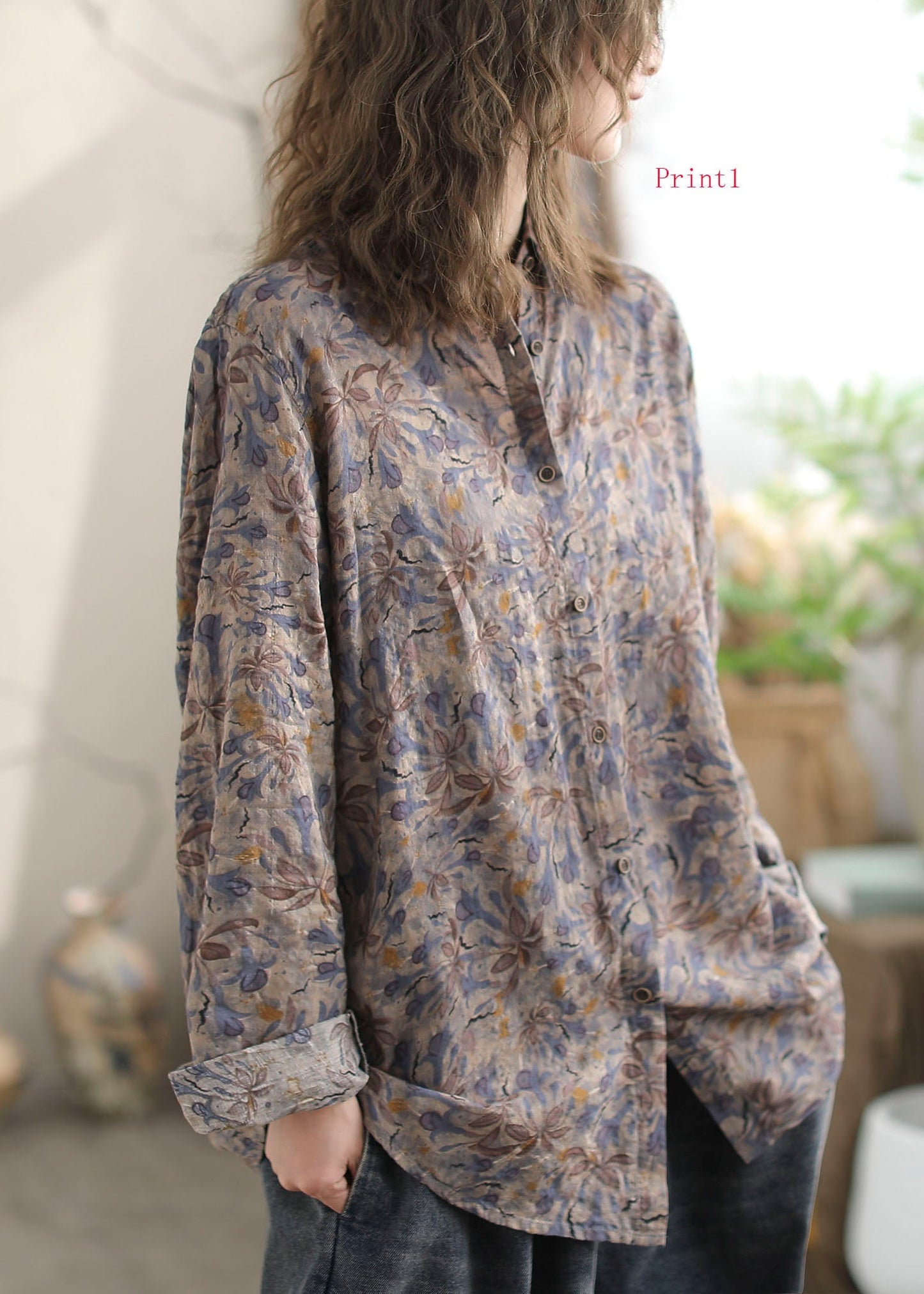 Classic Vintage Shirt with a Flattering Fit