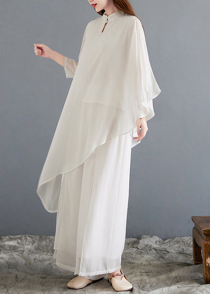 Effortlessly Elegant Garment with a Timeless Design
