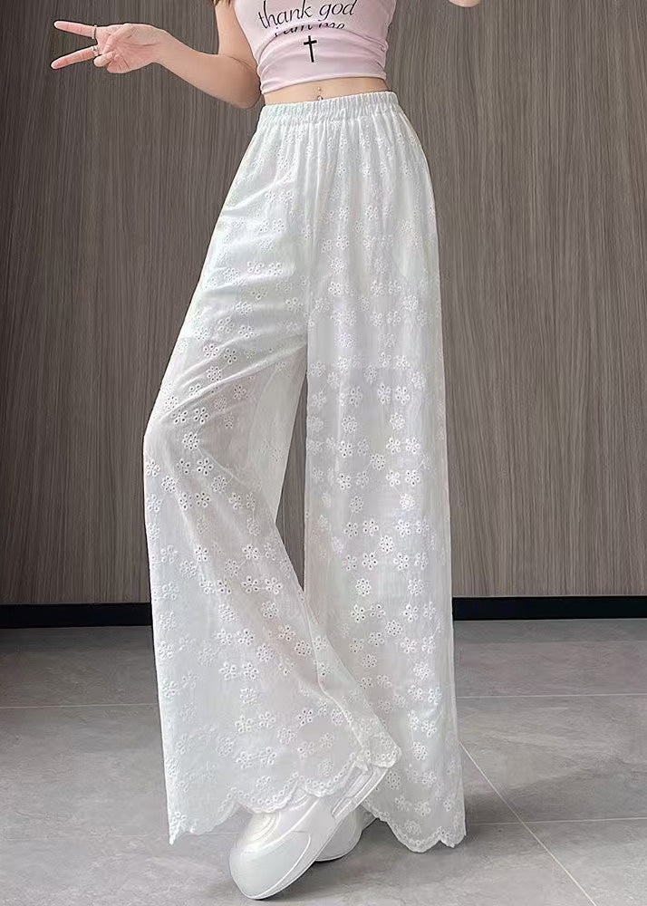 Classic Vintage Pants with a Flattering Fit