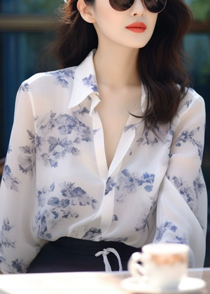 Beautifully Finished Blouse in a Timeless Design