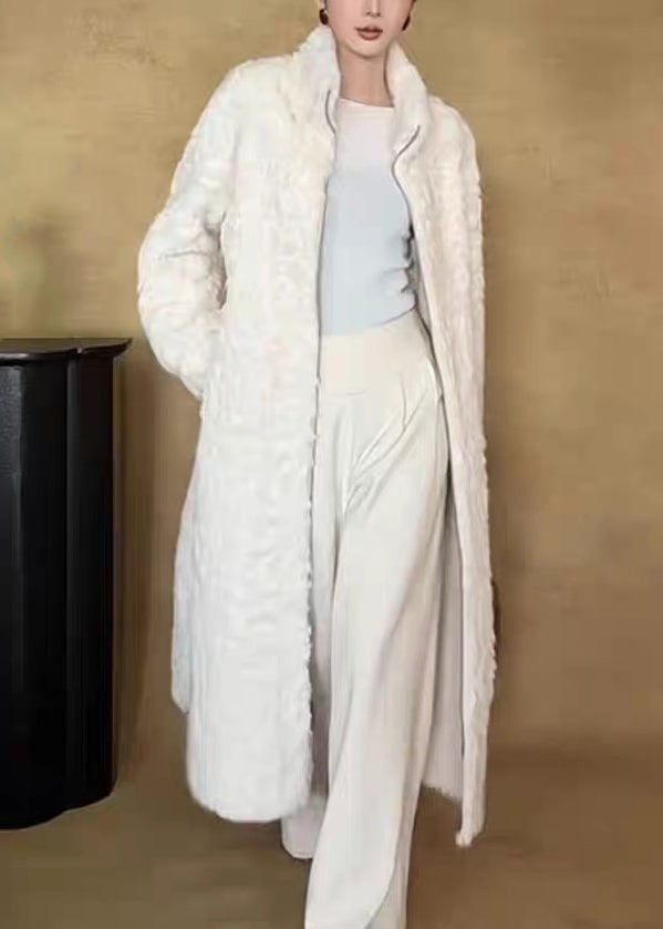 Classic Vintage Coat with a Flattering Fit