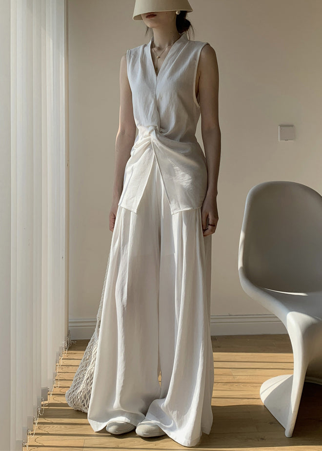 Sophisticated Pants with a Clean Classic Look