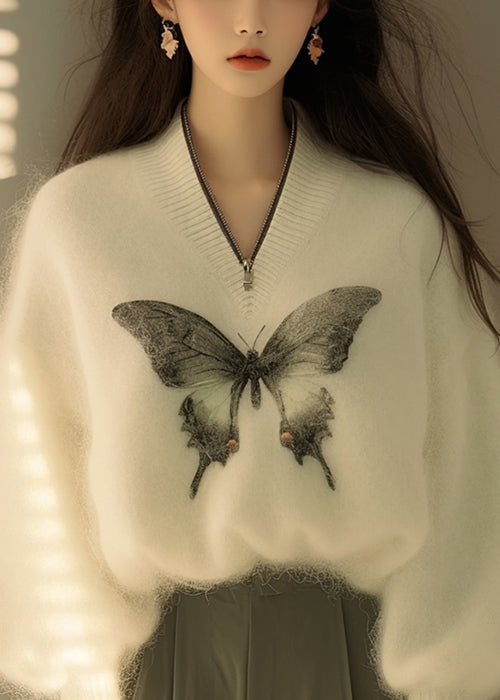Gracefully Styled Sweater for Any Occasion