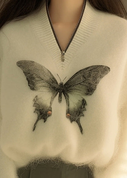 Gracefully Styled Sweater for Any Occasion