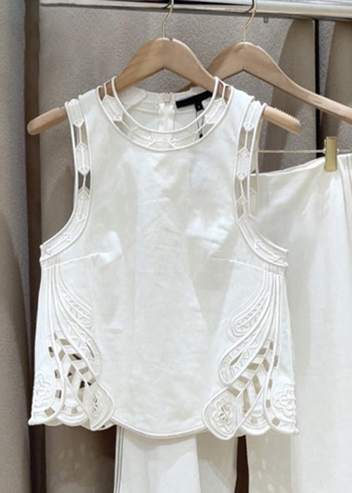 Sophisticated Garment with a Clean Classic Look