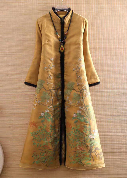 Well Tailored Coat with a Graceful Silhouette